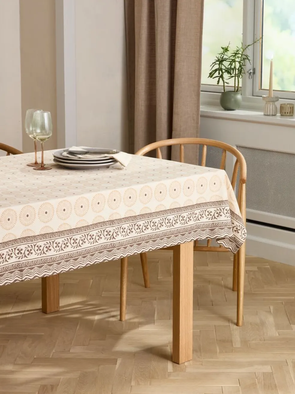 BRUNMYRAKMantel BRUNMYRAK 140x240 marrón claro/marrón