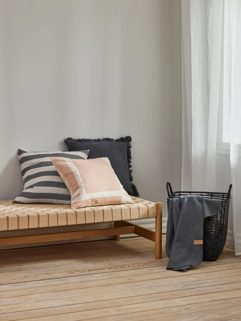 DAGLILJEManta de forro DAGLILJE 130x170 gris oscuro