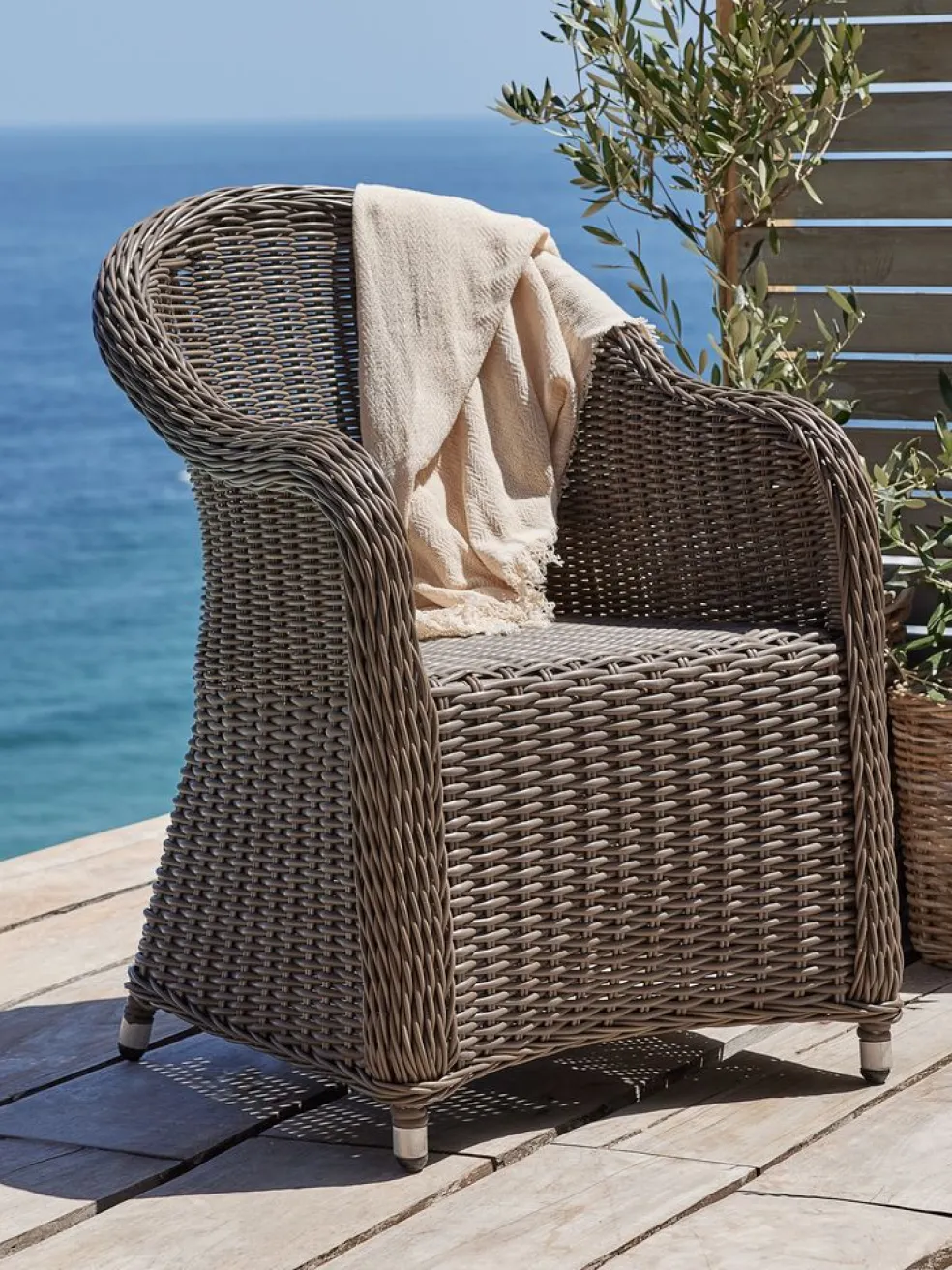 GAMMELBYSillón de jardín GAMMELBY gris