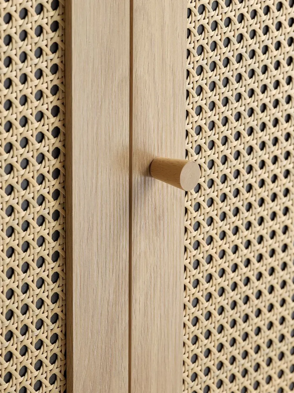 HALMSTADAparador HALMSTAD 3 puertas ratán sintético/roble cálido