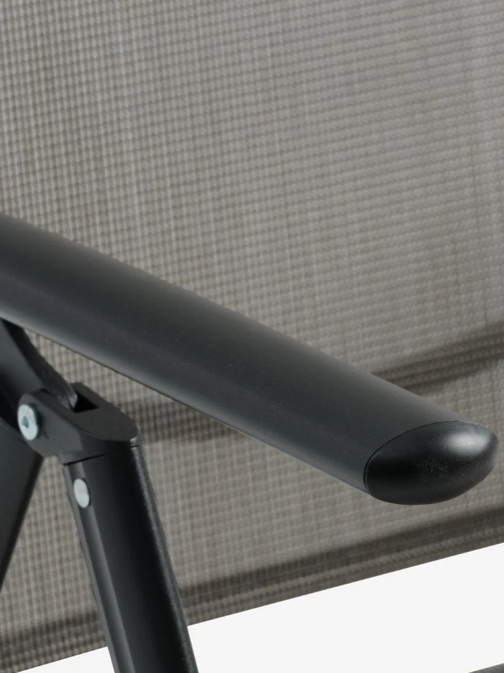 JERSORE + MELLBYMesa JERSORE L70 + 2 sillas MELLBY negro