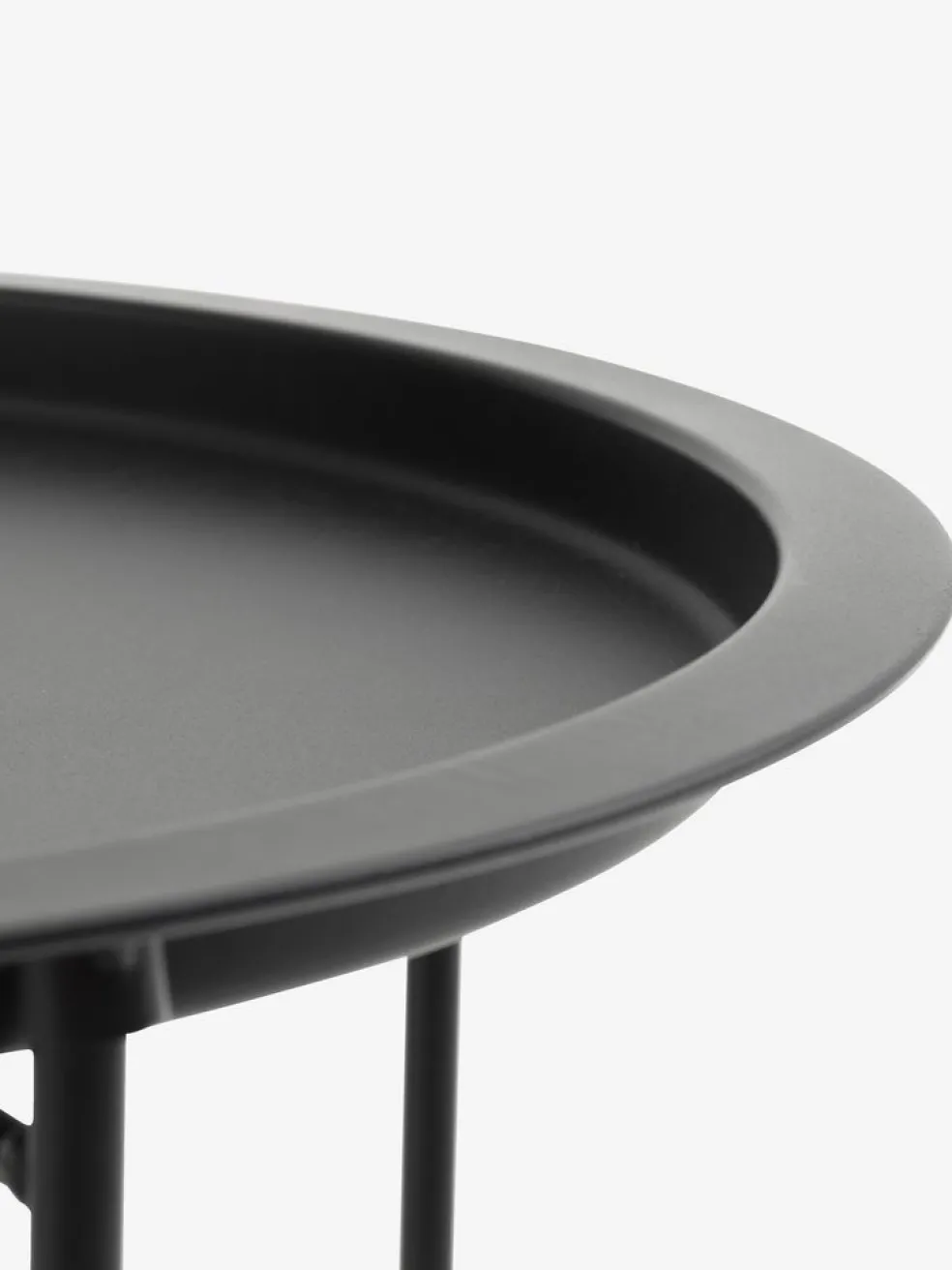 RANDERUPMesa auxiliar RANDERUP Ø47 negro