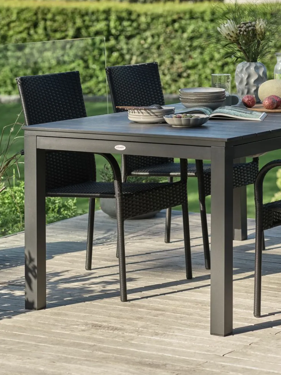 VATTRUPMesa de jardín VATTRUP A95xL172/276 negro